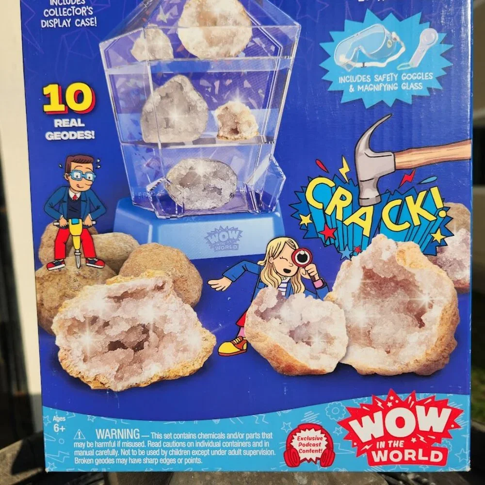 WOW in the World Crystal 10 Geodes STEM Science Kit Set Rocks Bundle Geology Gem
